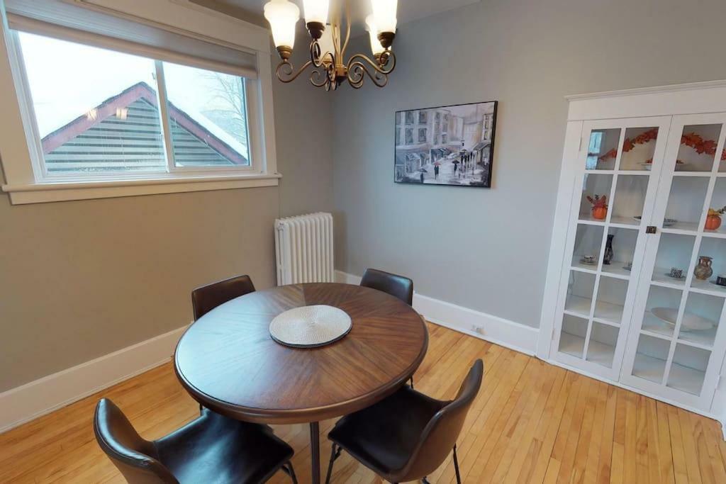Bright, Clean, Private. In The Heart Of Downtown! Parking, Wi-Fi And Netflix Included Apartment Отава Екстериор снимка